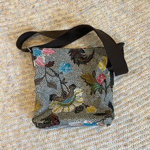 Ceannis Flower Linen Shoulder Bag Small, Grey